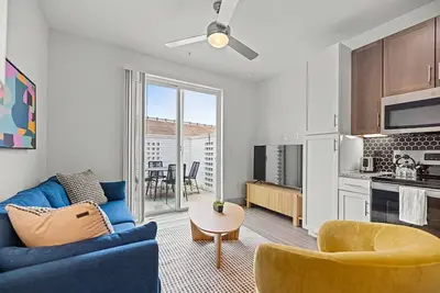 Image de 3 Units In The Heart of Austin | Prime Location Near Popular Landmarks