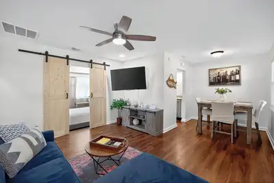 Image de Lux Home Mins to Beach & Hca Florida Hospital