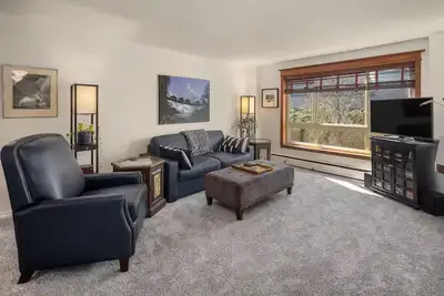 Image de 1-bedroom condo W/Ac, across the street from the Washington Convention center