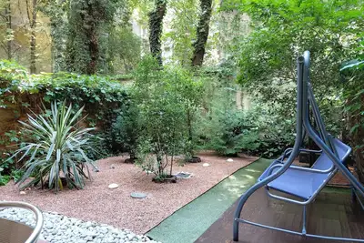 Image de Exclusive Central Apartment with Private Garden