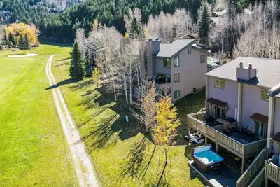 Image de EagleVail Getaway | Ski, Golf & Hot Tub