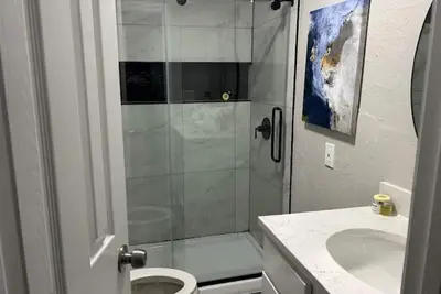 Image de 60th Street Staycation