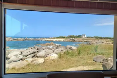 Image de Petite maison vue mer avec deux chambres