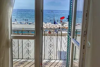 Beachfront apartment with large balcony