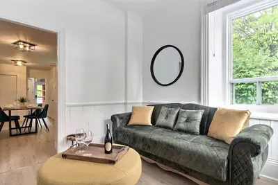 Image de 2x 2ch | Spa+ 4 stationnements | 8min Vieux-Québec