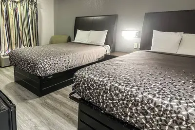 Image de Pet-Friendly and Affordable Room by Lake Guntersville - Near Attractions