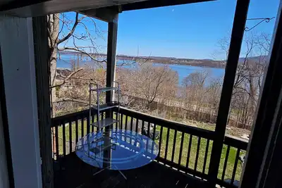 Image de River view, historic hudson river apartment with laundry & dishwasher