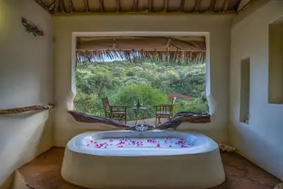 Image de Lux self-catering camp w tents & cottages - 2332