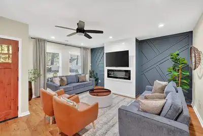 Image de New! Atlanta Family Retreat 5br and Backyard
