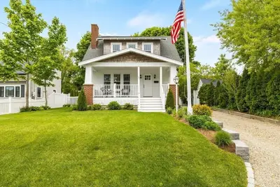 Image de Charming Cape Retreat Near Downtown: Hot Tub & Heated Pool