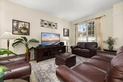 Image de Stunning 6 bed/4 bath pool home in Windsor Hills with game room, 7 mins from Wdw