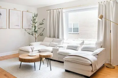 Image de 2br • Newly Furnished Modern Apt • Near O'Hare