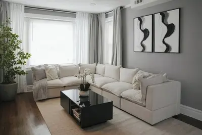 Image de 2br w/ Workspace - Coffee Bar - Near Transit