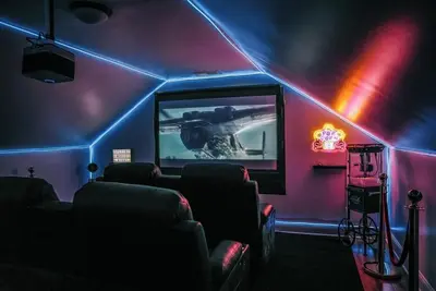 Image de Sleeps 18 • 8br • Game Room • Gym • Theater