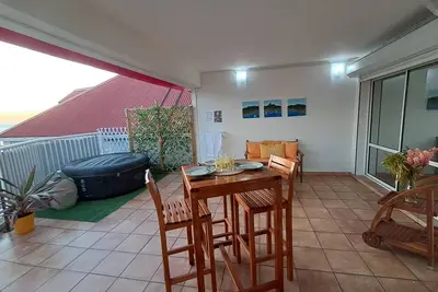 Duplex Mariposa - vue Mer/Soufrière, Spa