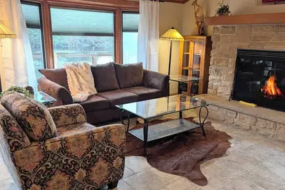 Image de The River House - Your Packer Country Retreat: Hike, Fish, Kayak & Pet friendly