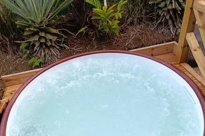 Image de Enjoyable bungalow with Ac in charming Sainte-Rose