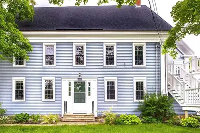 Image de Westwind on Winter St - 2 bedroom townhouse apartment near downtown Topsham/Brunswick