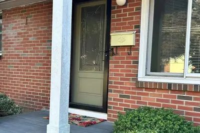 Image de Litchfield Retreat, Wineries, Foliage & Skiing