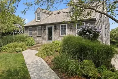 New 4br Gem in Tom Nevers!