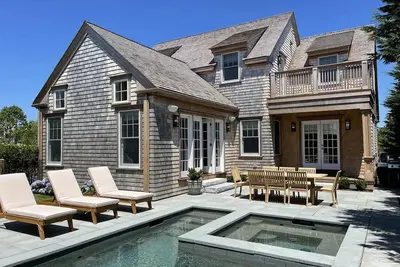 Newly Constructed Home in Town!