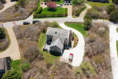 Image de 35 Long Pond Drive - Quatre Chambres Maison, Couchages 8