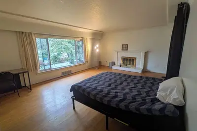 Image de Fifa World Cup - Duplex House Sleeps up to 12 People! Super Central Location!