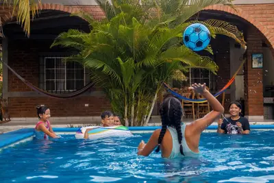 Image de Fantastic 3-bedroom Ranch  with Ac in playa San diego El Salvador