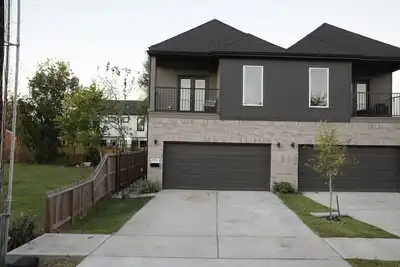 Image de 3-bedroom townhome  close to Houston hot spots