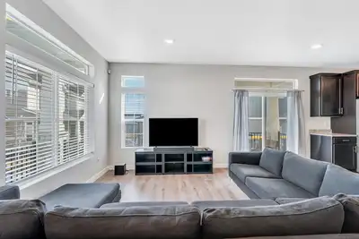 Image de Comfort Stay at Thanksgiving Point • w/ Basement Studio by Primary Children's