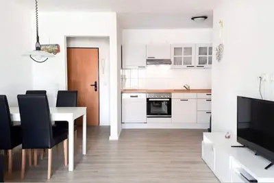 Image de Comfortable apartment at Orth marina with modern furnishings and close to the beach