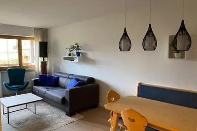 Image de House on the village square Top 38