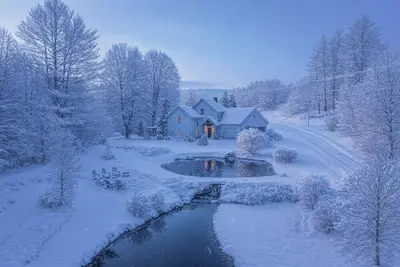 Image de The Ponderosa: Hot Tub | Sauna | Space + Privacy