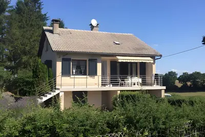 Image de Maison de vacances « La Maison De Campagne » avec vue montagne, terrasse et jardin privés