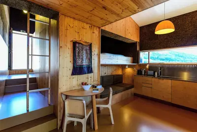 Image de Independent studio house with panoramic terrace in mountain village.