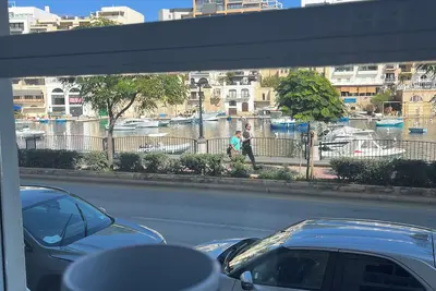 Image de Charming seafront 2-bedroom apartment in lovely St. Julian's with Ac