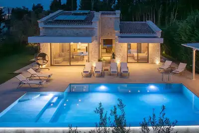 Image de Villa Apollo | Kontokali, Corfu | 5 Bedrooms | Private Saltwater Pool | Sleeps.