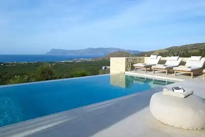 Image de Lavish Kissamos Villa | Villa Harmonia Blue | 2 Bedrooms | Breathtaking Sea.