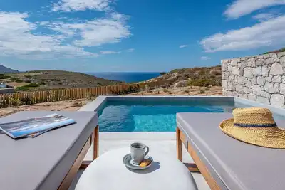 Image de Dazzling Milos Suite | Elysian Suite | Panoramic Views of Milos villages and.