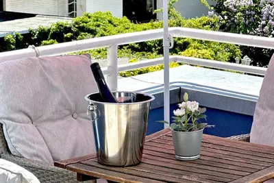 Image de Appartement '5' avec petite terrasse privée