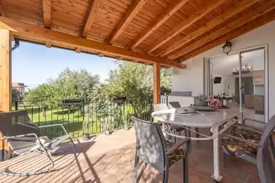 Image de Villa « Margherita » avec vue sur la mer, Wi-Fi et climatisation