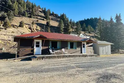 Image de Cozy Montana Cabin #2- fully furnished 1-bedroom, in the beautiful Basin Valley