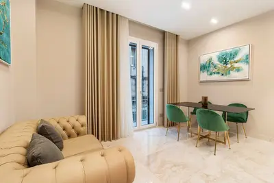 Image de Appartement 'Ginex Luxury Suite' avec balcon, Wi-Fi et climatisation