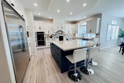 Image de Chateau Sage Creek on the Lake, Hot Tub, Pool, Breathtaking sunsets, Nature path