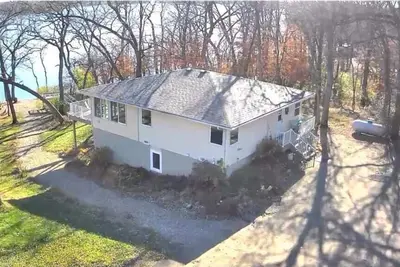 Image de Buttercup Hideaway - Your perfect lake escape!