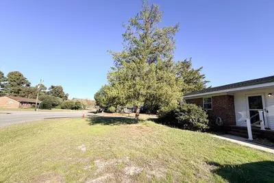 Image de Charming Brick Rambler in the center of Wilmington