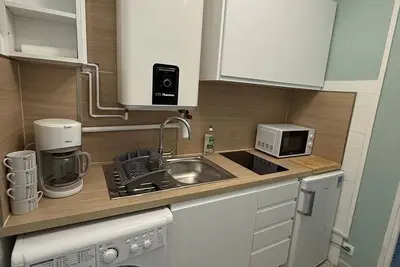 Image de 🌴 T2 Charmant logement à Canet, à seulement 50 mètres de la plage! 🌊