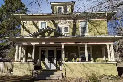 Image de Mapleton Hill-Walk Downtown & to Hiking. Monthly