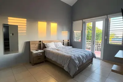 Image de Modern Townhouse Near Beaches & Bqn Airport with Pool