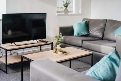 Image de Stylish Hull Stay • City Centre • 5\nMin to Station